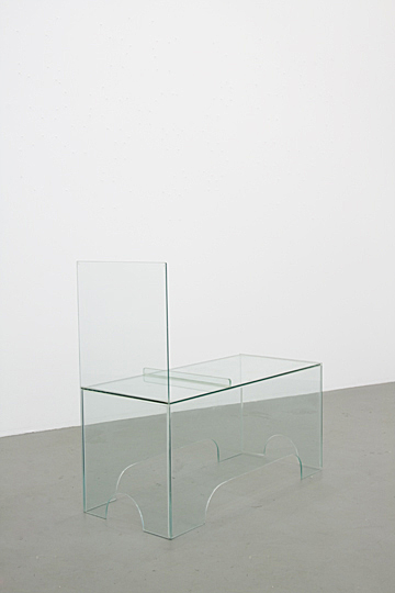 Robert Blanchon, Untitled (drawing horse), 1998, Tempered glass, silicone adhesive, 33.5 x 16 x 15 inches.